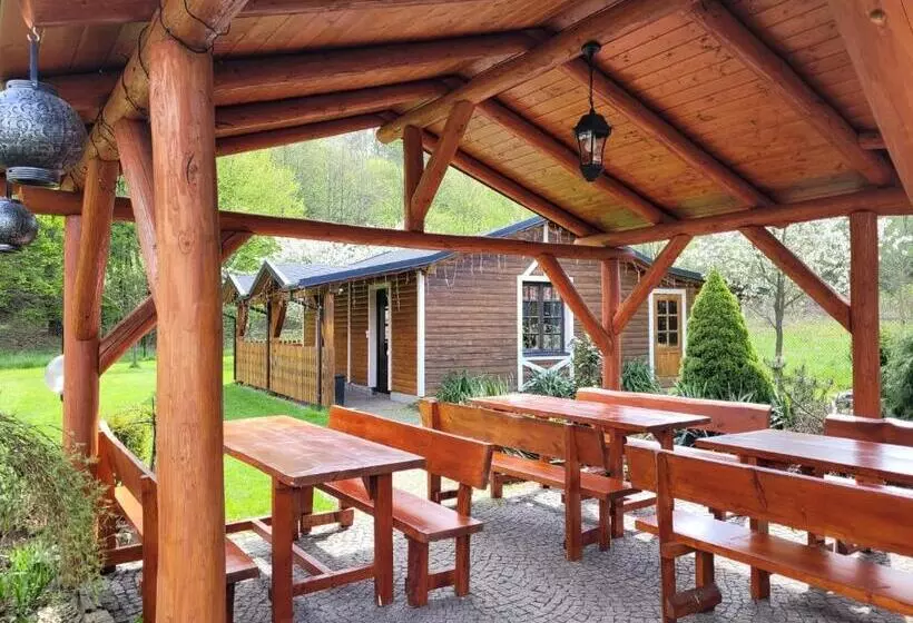 Aamiaismajoitus (B&B) Gosciniec Pod Brzegiem