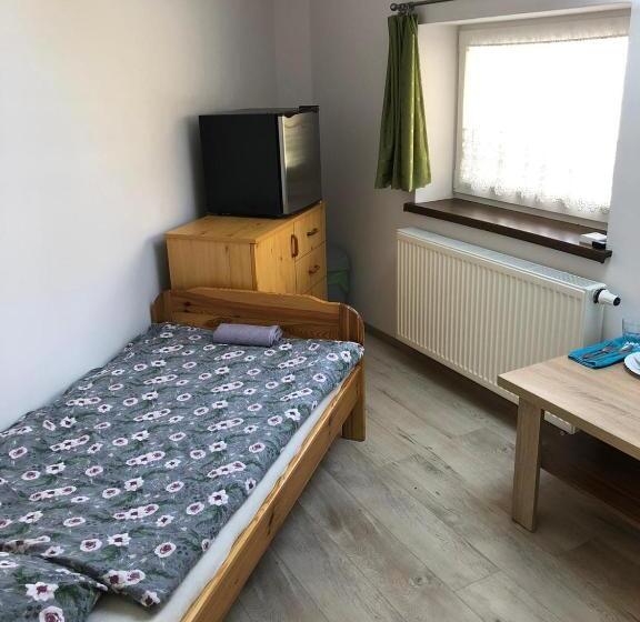 تختخواب و صبحانه Gosciniec Pod Brzegiem