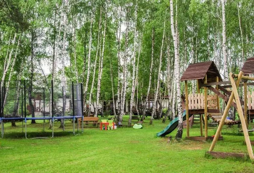 ベッドアンドブレックファースト Modryna   Modrzewiowy Dom