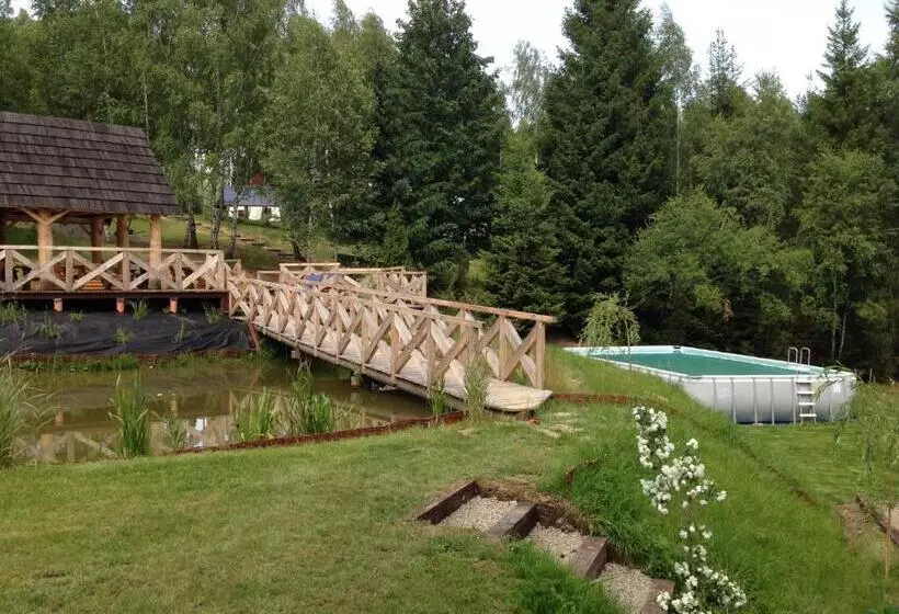 ベッドアンドブレックファースト Modryna   Modrzewiowy Dom