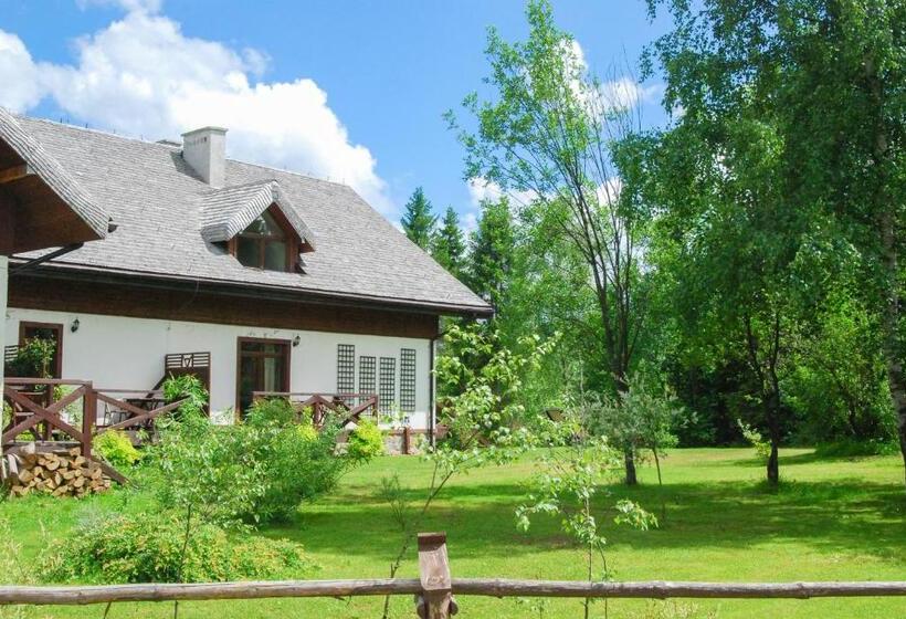 تختخواب و صبحانه Modryna   Modrzewiowy Dom