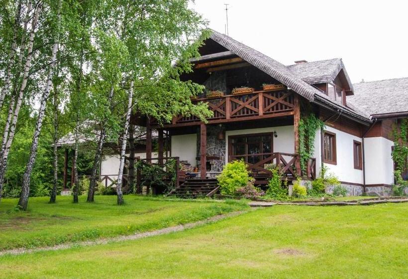 تختخواب و صبحانه Modryna   Modrzewiowy Dom