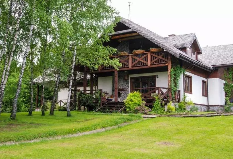 ベッドアンドブレックファースト Modryna   Modrzewiowy Dom