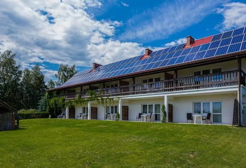 Aamiaismajoitus (B&B) Niebieska Tawerna