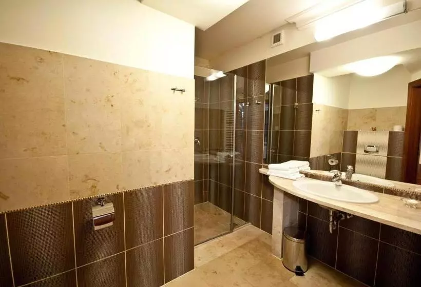 Aamiaismajoitus (B&B) Poduszka Pensjonat Nad Rzeką