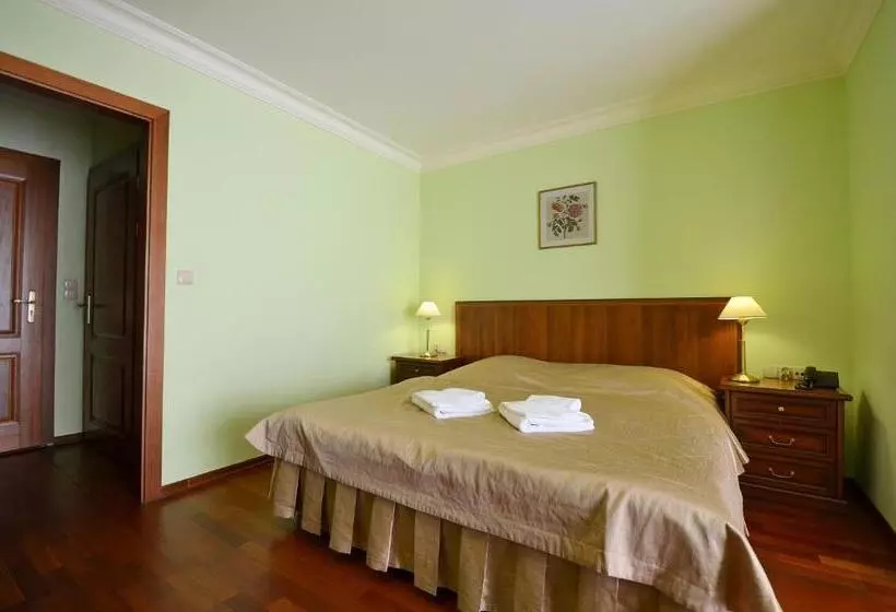 Aamiaismajoitus (B&B) Poduszka Pensjonat Nad Rzeką