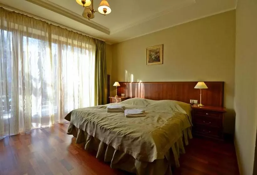 Aamiaismajoitus (B&B) Poduszka Pensjonat Nad Rzeką