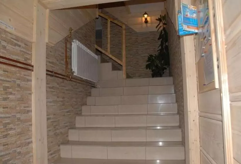 ベッドアンドブレックファースト Apartament I Pokoje Grota Zbójnicka W Górach Gliczarów Górny