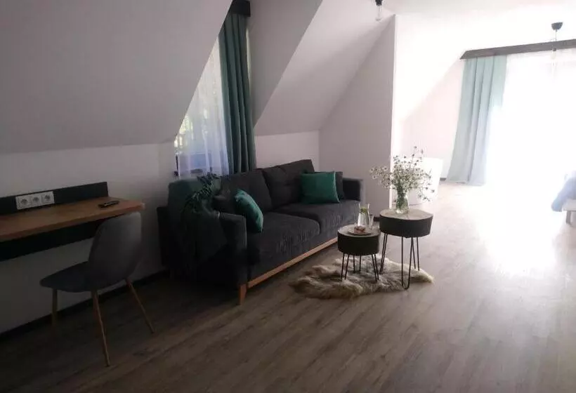 Aamiaismajoitus (B&B) Willowa Chata