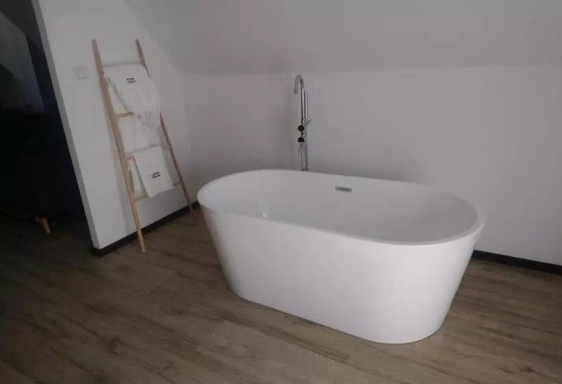 Aamiaismajoitus (B&B) Willowa Chata