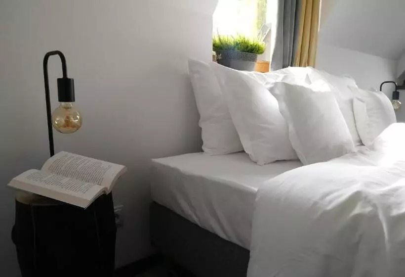 Aamiaismajoitus (B&B) Willowa Chata