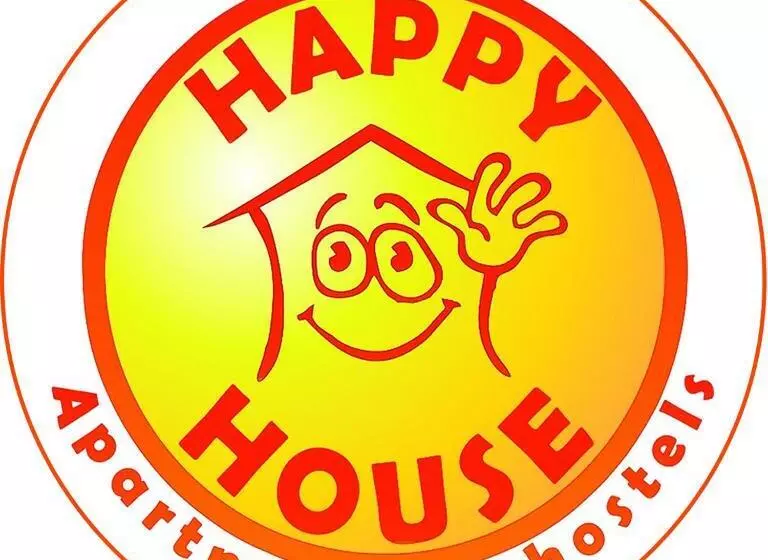 Happy House Hostel