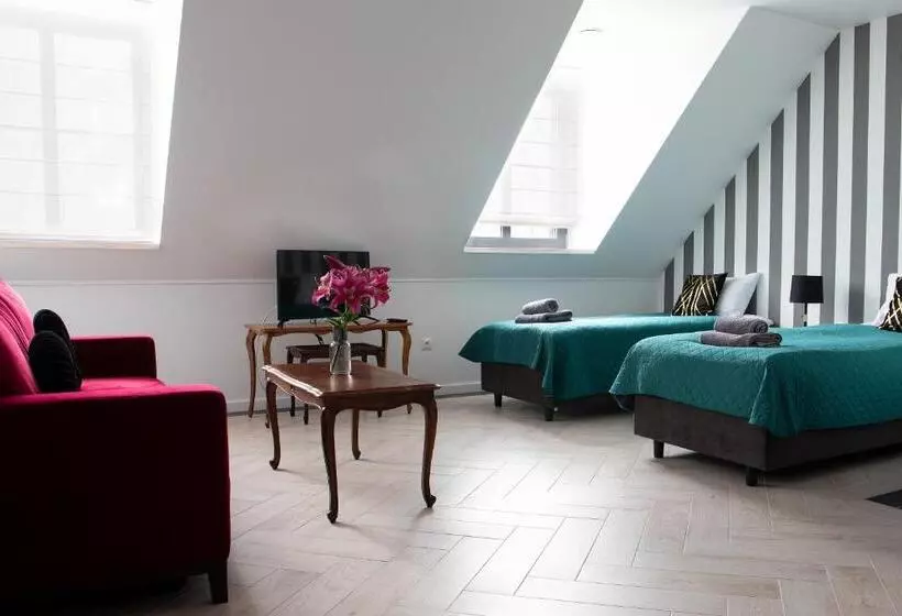 Hotelli Czarna Dama Apartamenty