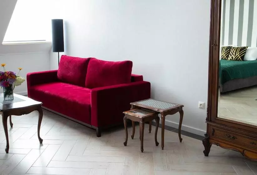 Hotelli Czarna Dama Apartamenty