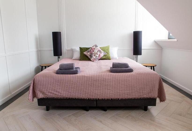 בית מלון כפרי Czarna Dama Apartamenty