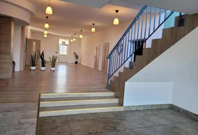 ホテル Dworek Sobieskiego