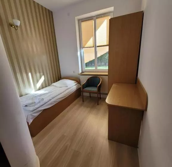 ホテル Dworek Sobieskiego