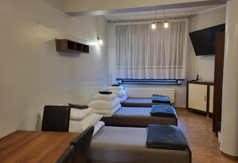 酒店 Ik Osir Lubawa