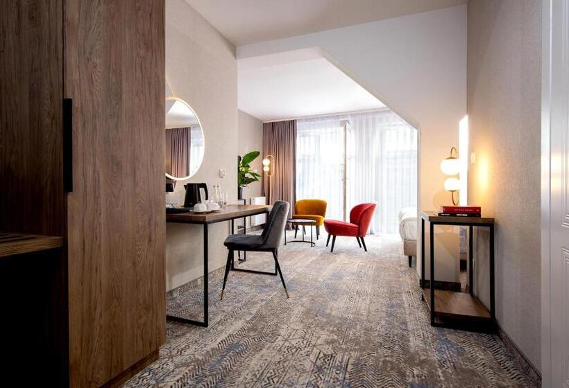 هتل Mr67 Mayera Rapaporta