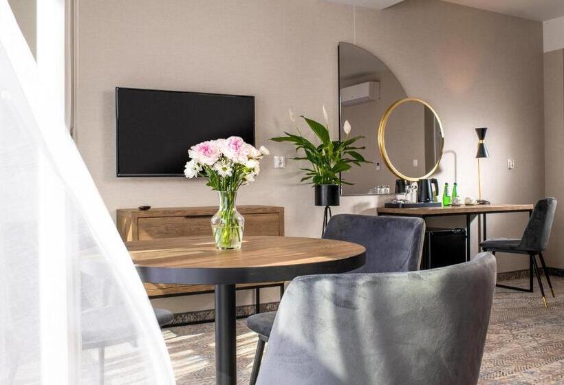 هتل Mr67 Mayera Rapaporta