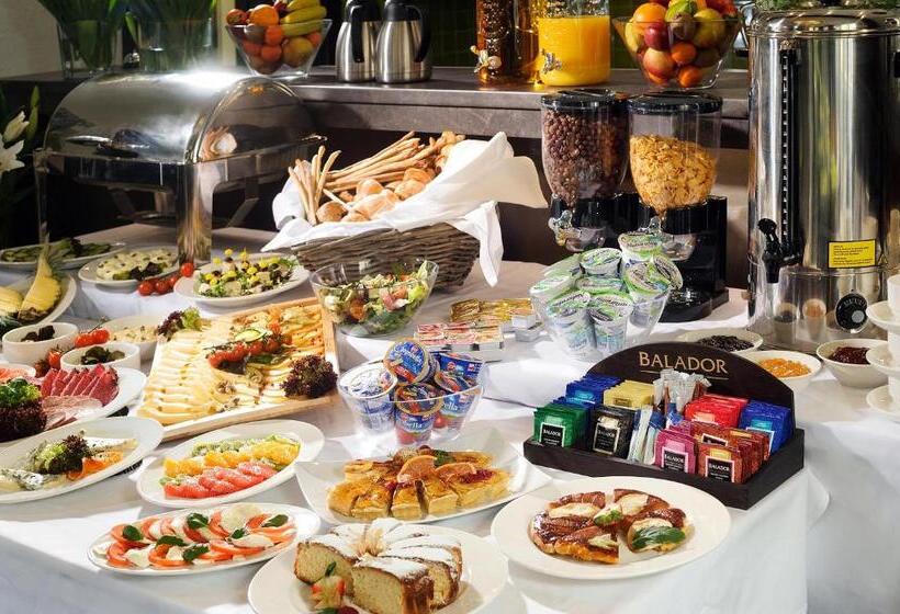 هتل Mr67 Mayera Rapaporta