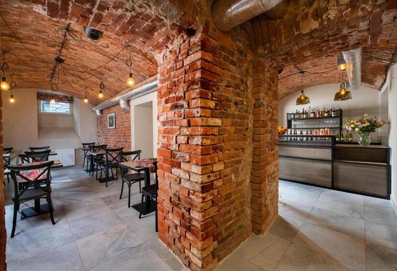 هتل Mr67 Mayera Rapaporta