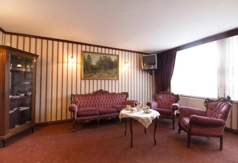 בית מלון כפרי Niedźwiadek