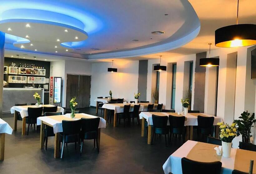 فندق Nova Stodola