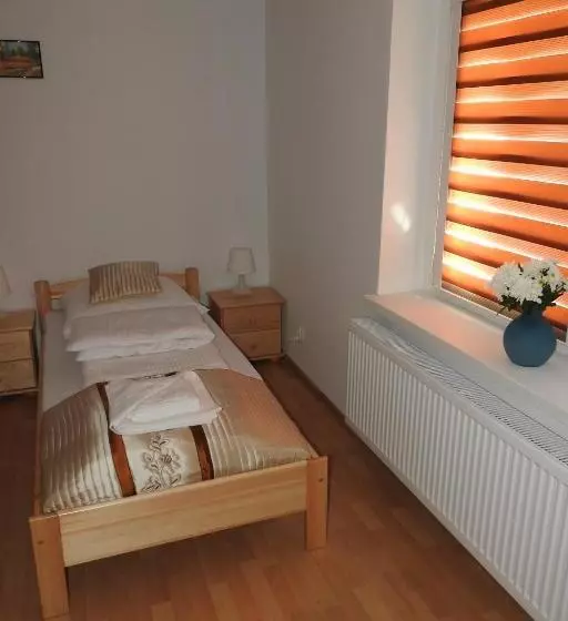 ホテル Pokoje Gościnne Pod Brzózką