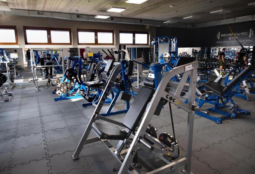 فندق Reśliński