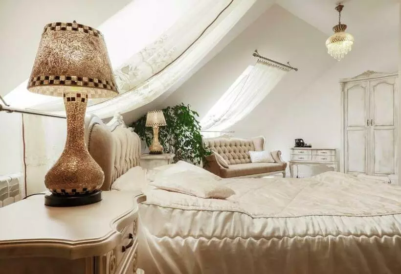 Hotelli Sękowski Dwór