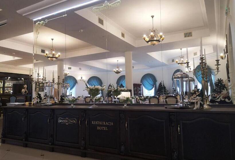 호텔 Sękowski Dwór