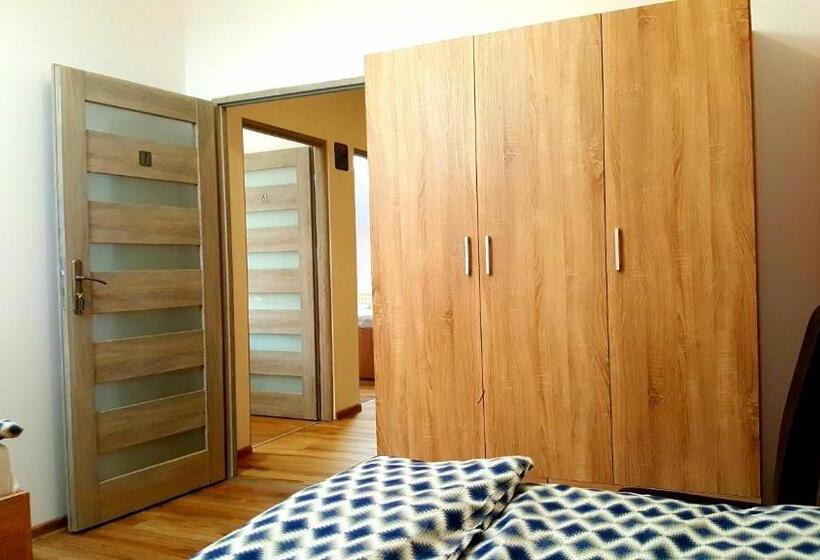 بنسيون Apartamenty Daisy