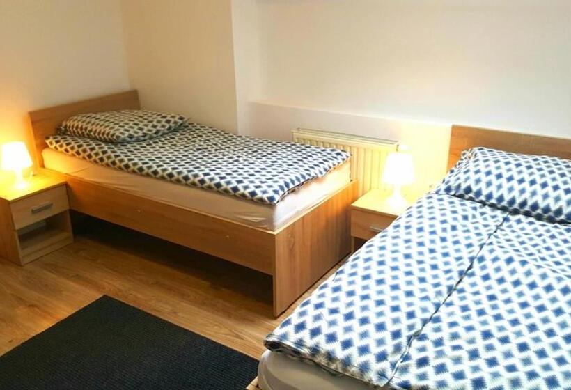 بنسيون Apartamenty Daisy