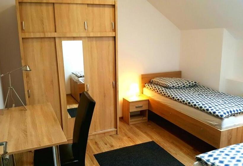 بنسيون Apartamenty Daisy