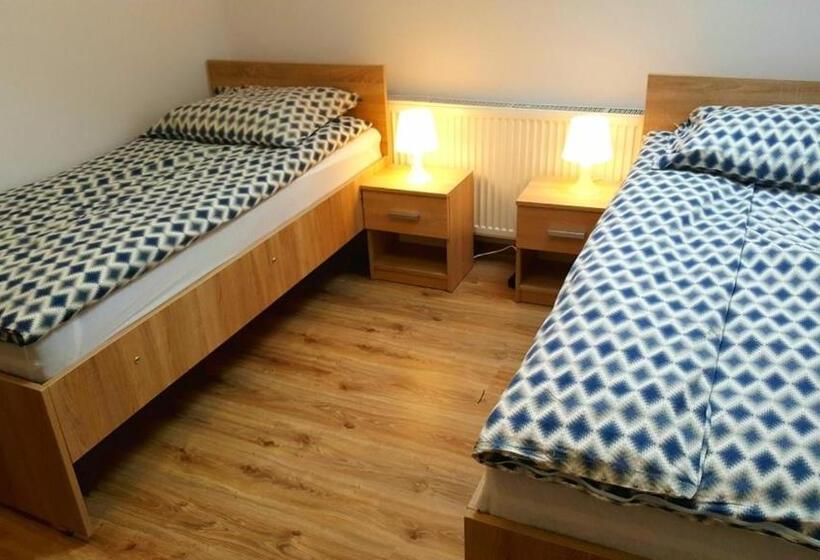 بنسيون Apartamenty Daisy