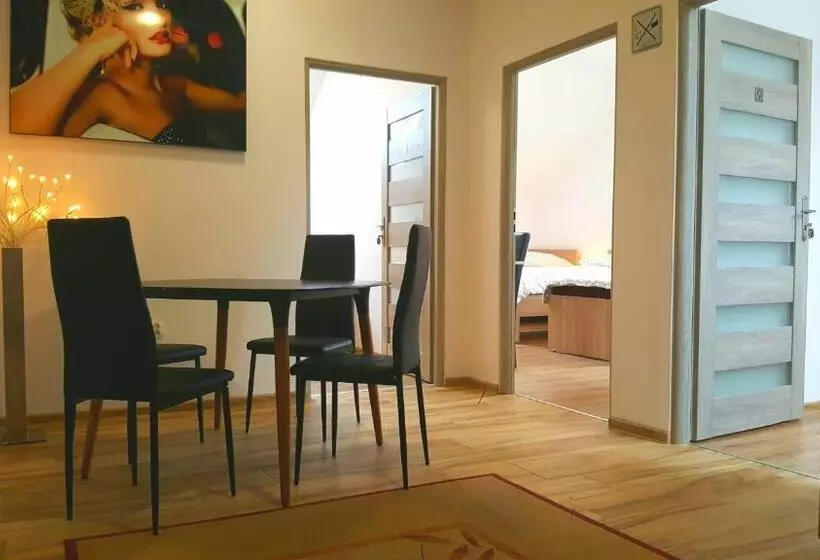 ペンション Apartamenty Daisy