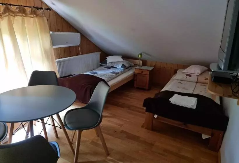 Majatalo Dębowa Dziupla