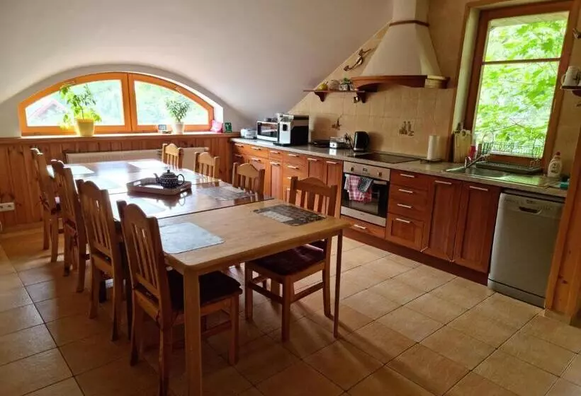 Majatalo Dębowa Dziupla