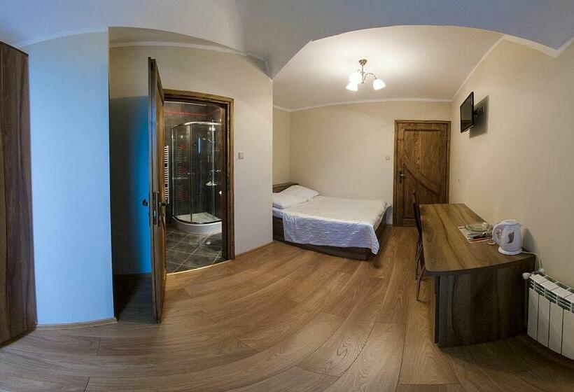 پانسیون Willa Solina144