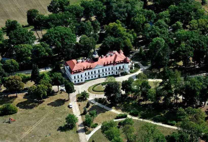 Lomakeskus Pałac Wiejce