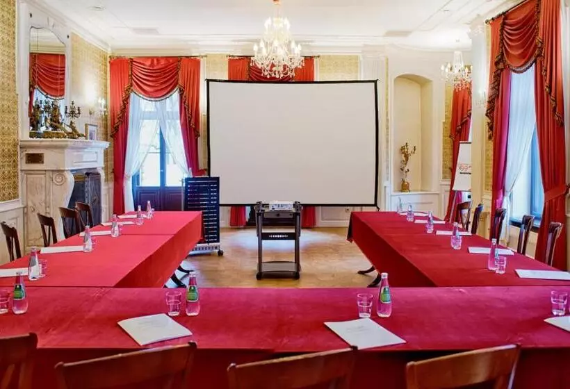 Lomakeskus Pałac Wiejce