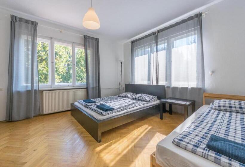 هاستل House Managers   Vintage Sopot