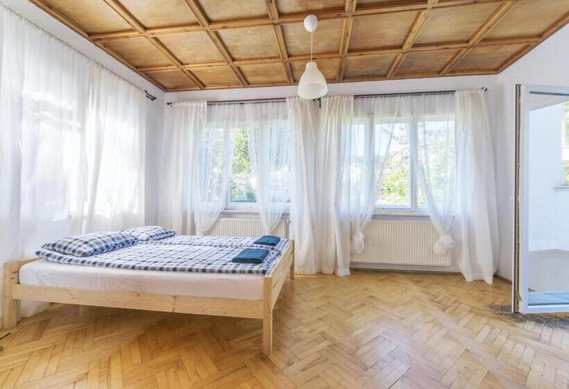 هاستل House Managers   Vintage Sopot