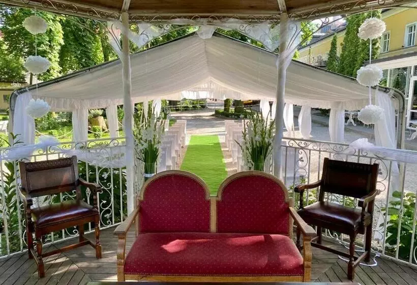 ユースホステル Ik Polonia