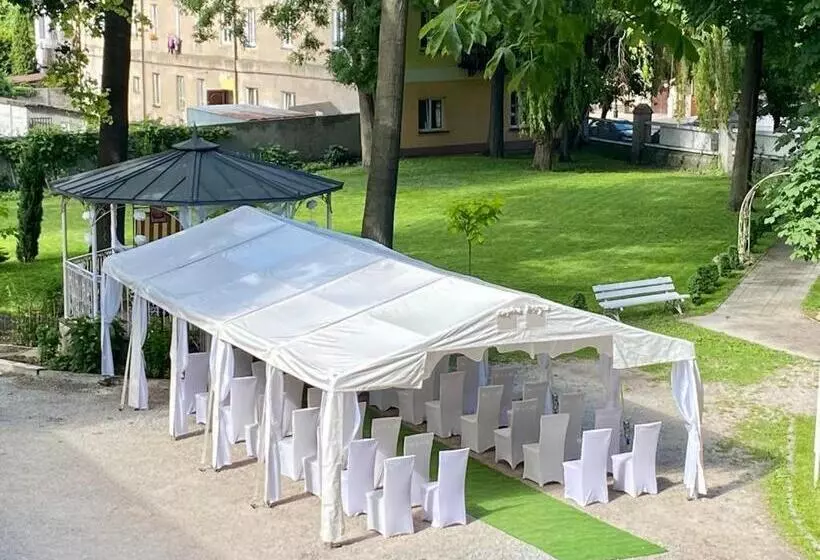 ユースホステル Ik Polonia