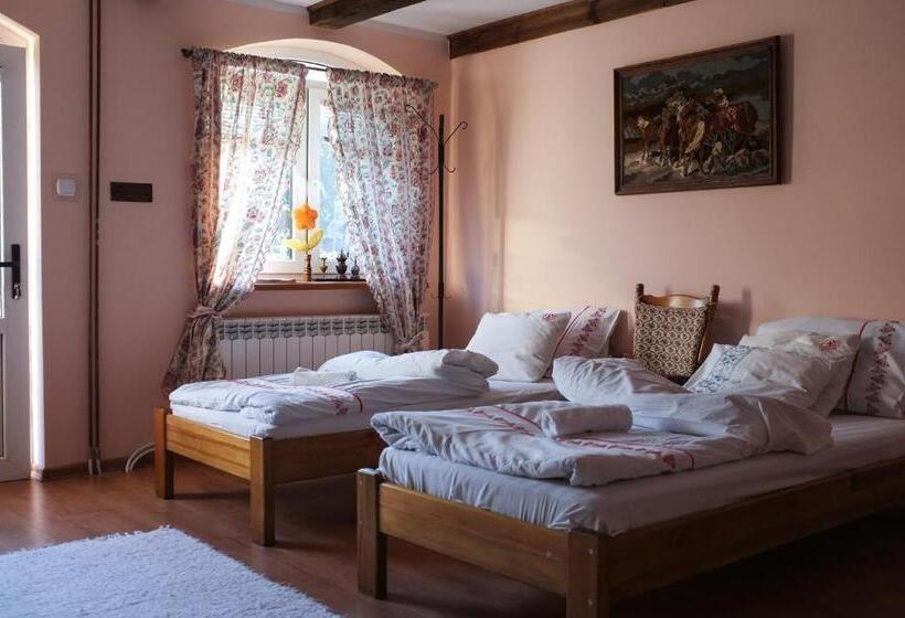 ユースホステル Zajazd Wiejski