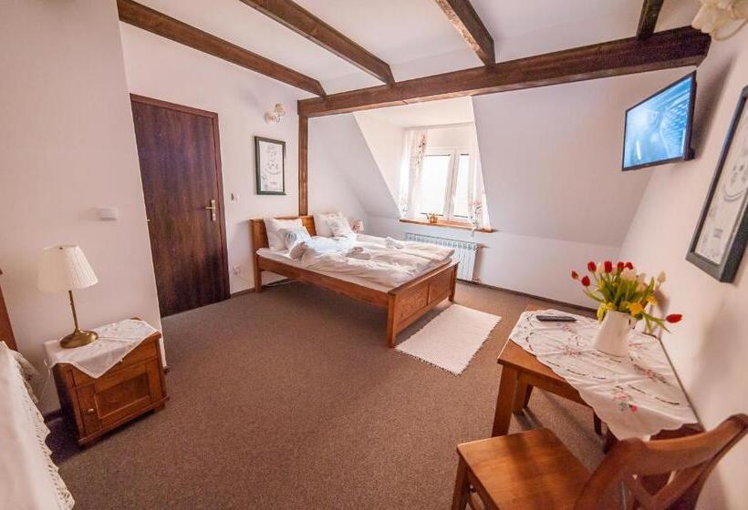 ユースホステル Zajazd Wiejski