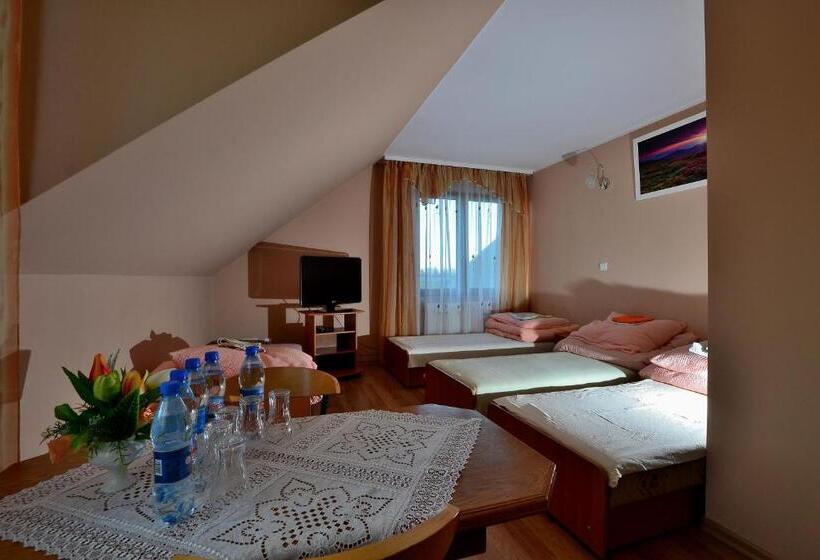 הוסטל Zajazd Zagłoba