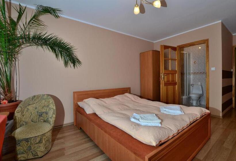 הוסטל Zajazd Zagłoba